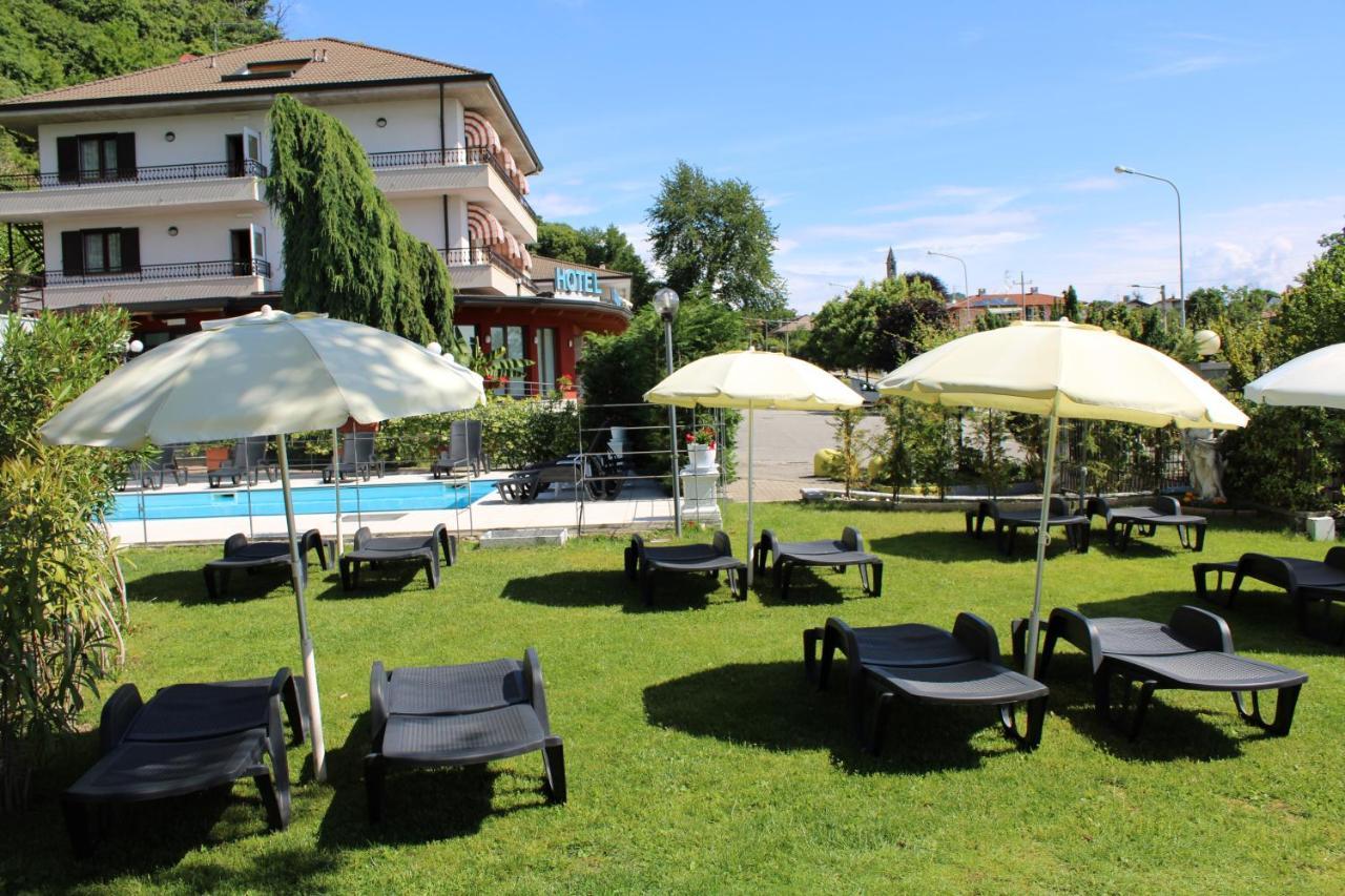 Lo Scoiattolo Hotel Massino Visconti Exterior foto